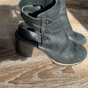 **RARE** SOREL ADDINGTON BOOTIE BLACK LEATHER STRAP BOOTS SIZE 8US